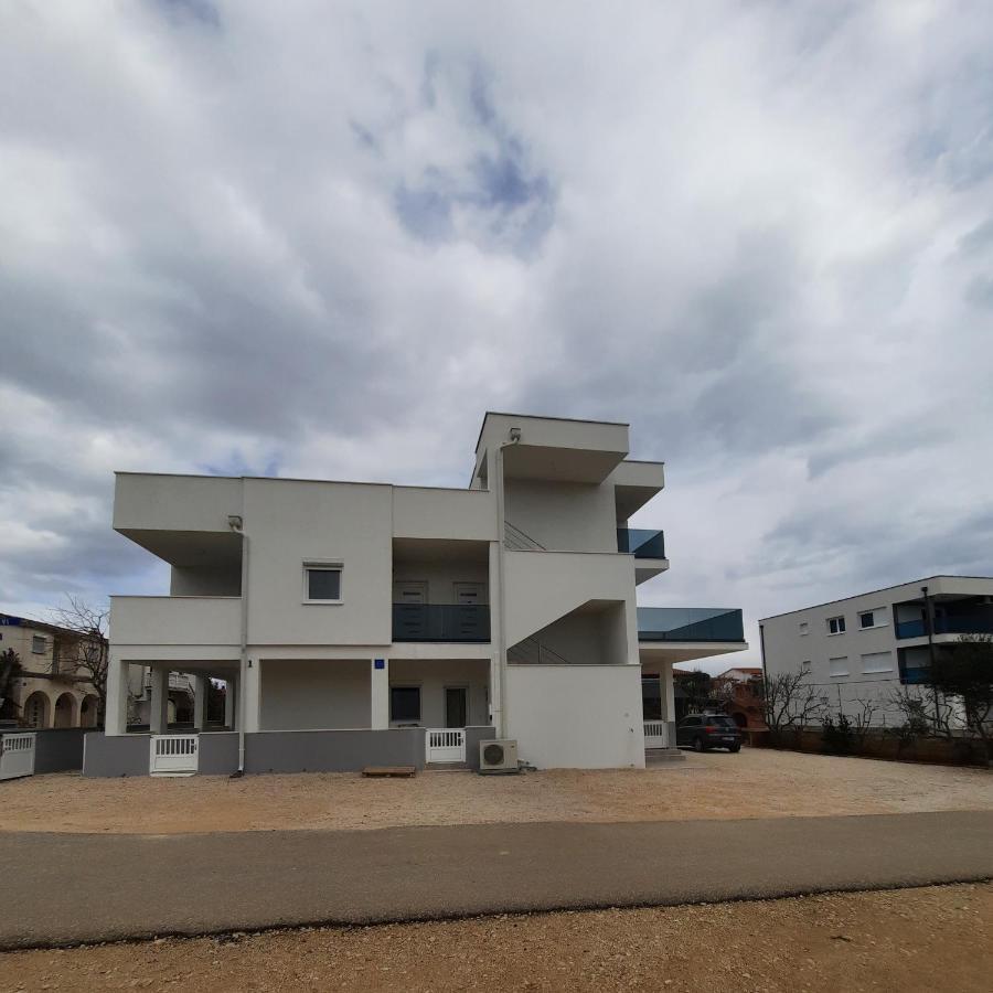 ויר Apartments Matkovic מראה חיצוני תמונה